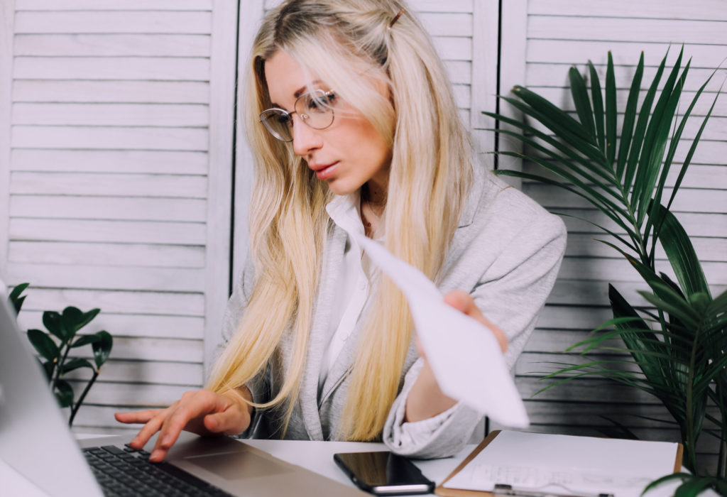 Paperless pay stub distribution with SystemX Business Management